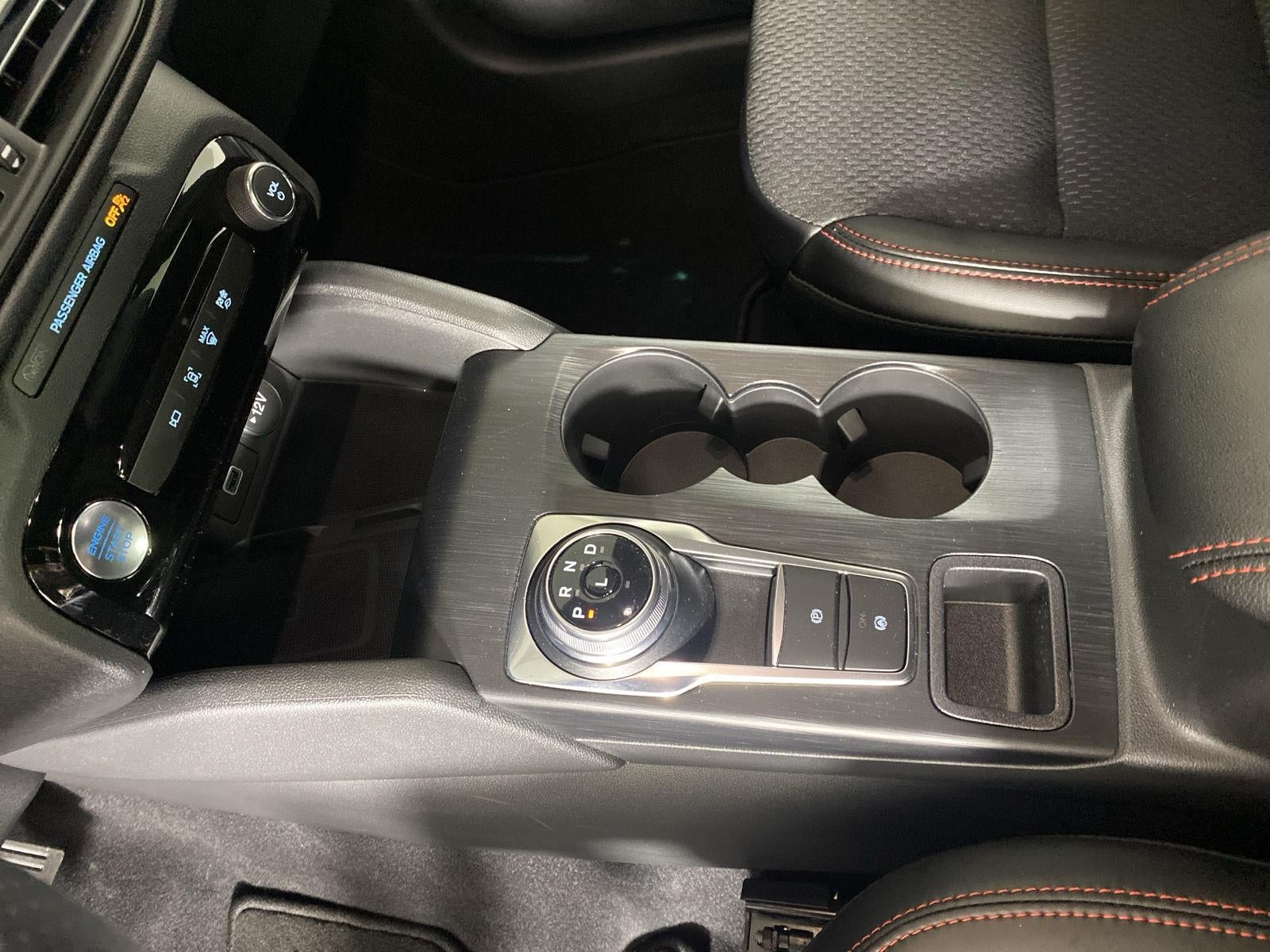 2025 Ford Escape Hybrid ST-Line Select