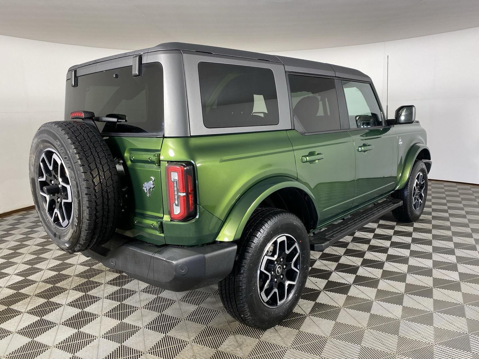 2023 Ford Bronco Outer Banks Advanced
