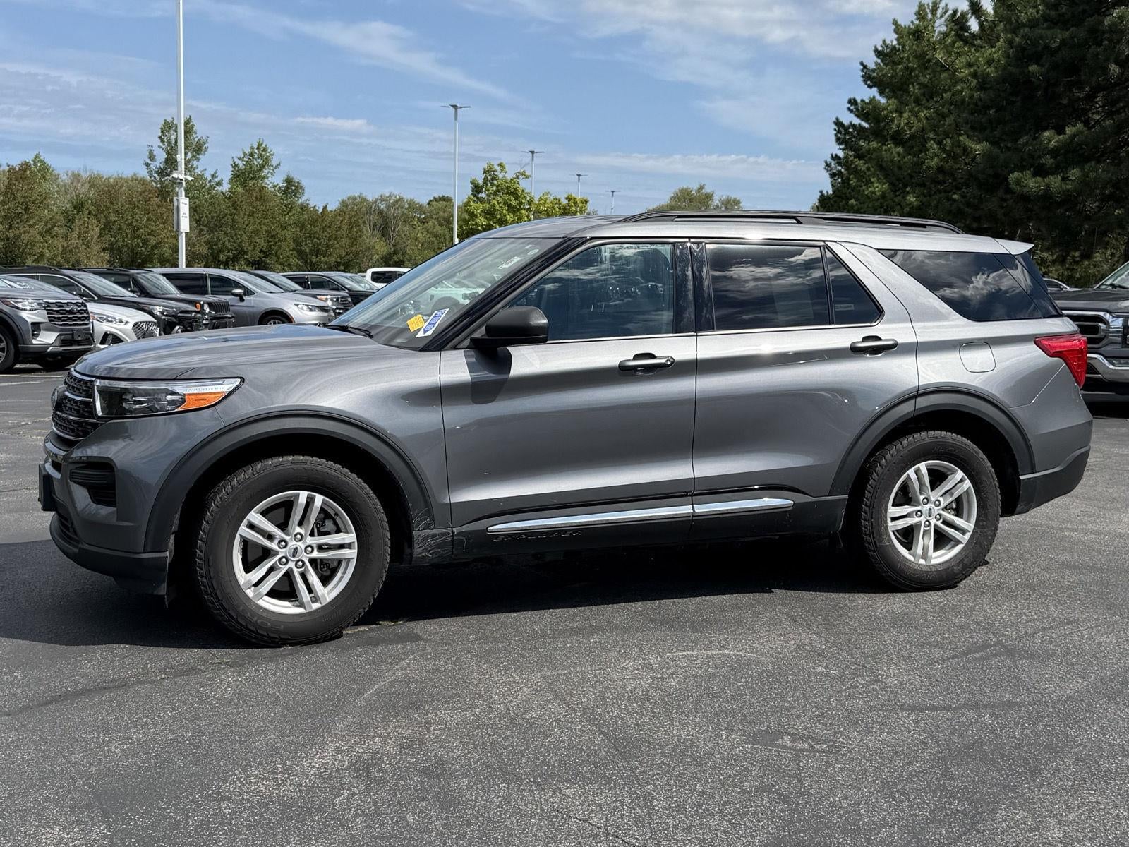2024 Ford Explorer XLT
