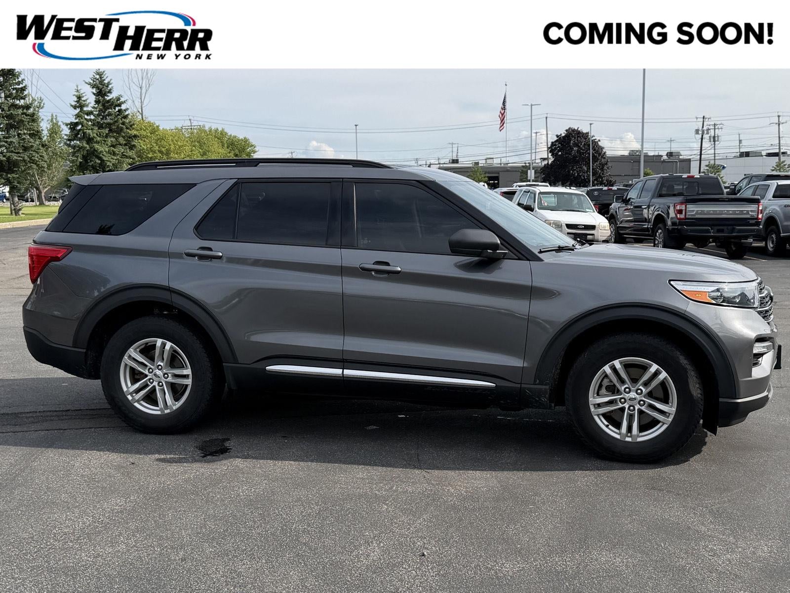 2022 Ford Explorer Base
