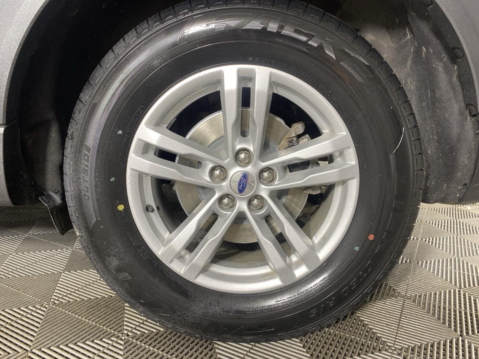 2022 Ford Explorer Base