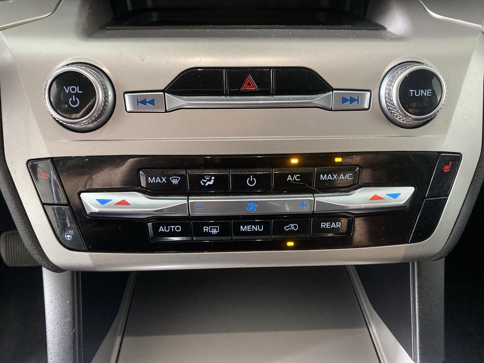 2022 Ford Explorer Base