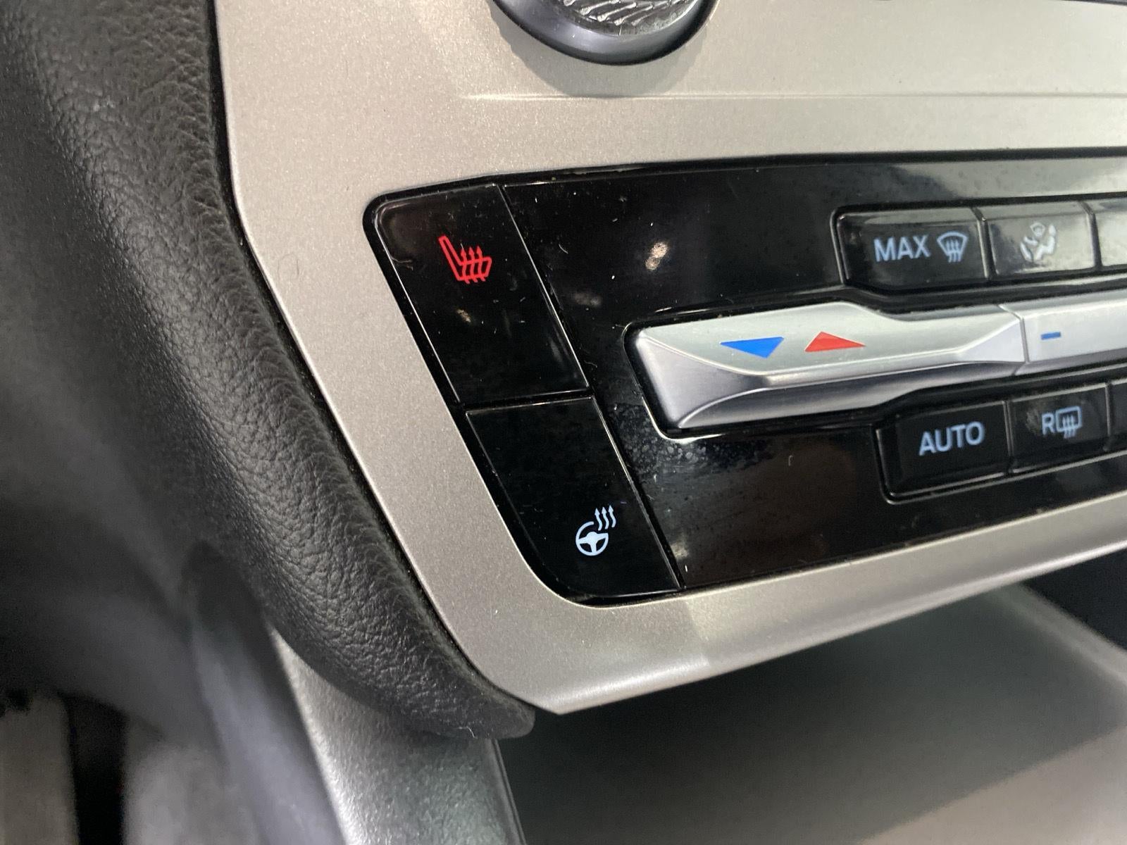 2022 Ford Explorer Base