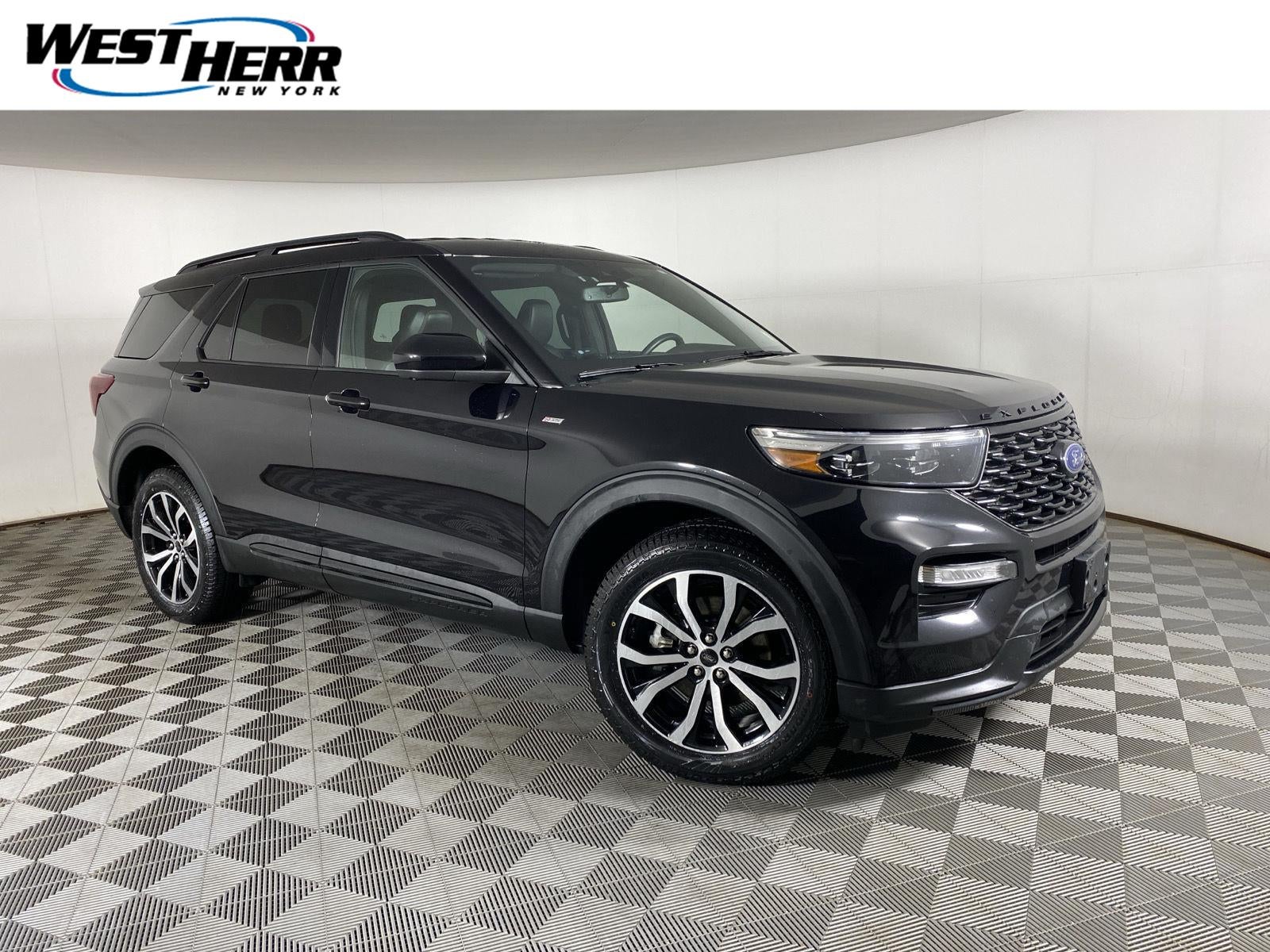2022 Ford Explorer ST-Line