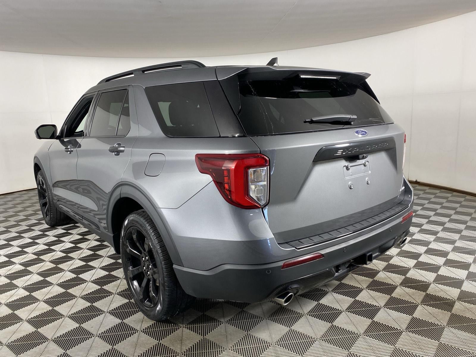 2023 Ford Explorer ST-Line