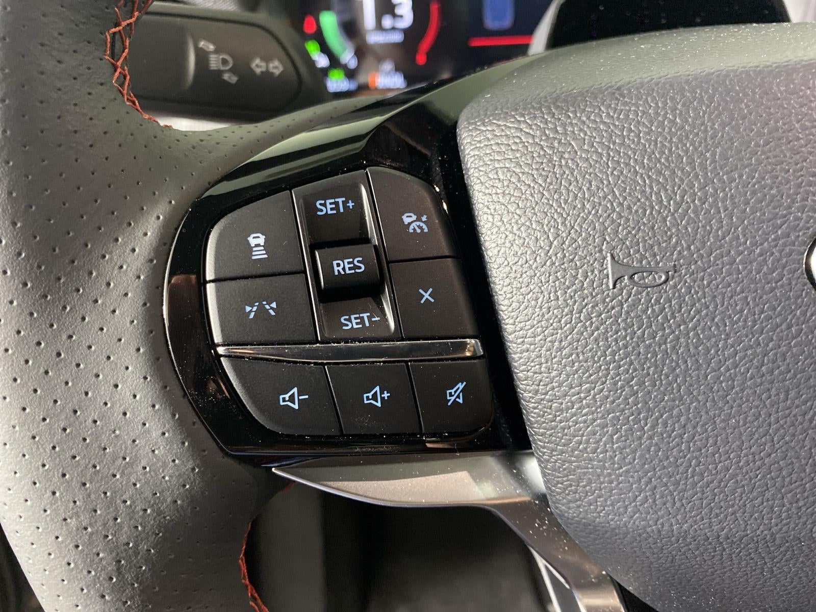 2026 Ford Explorer Base