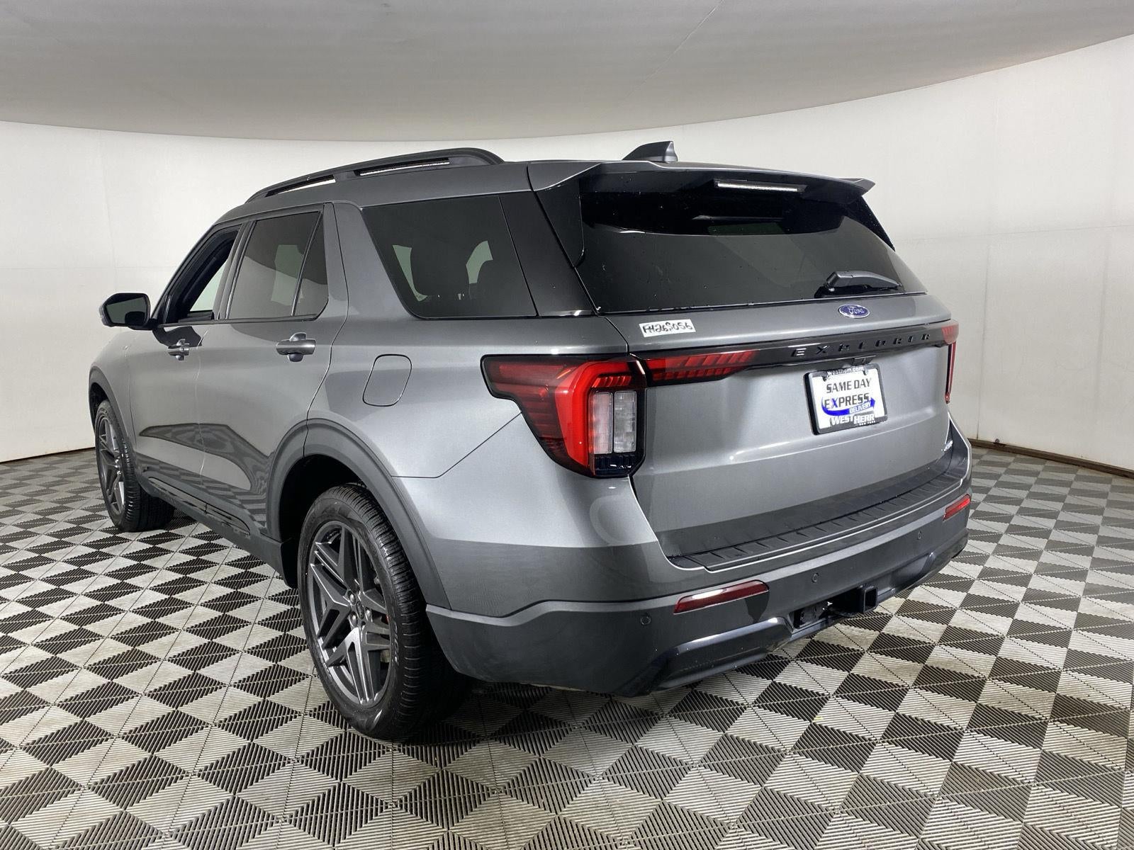 2026 Ford Explorer Base