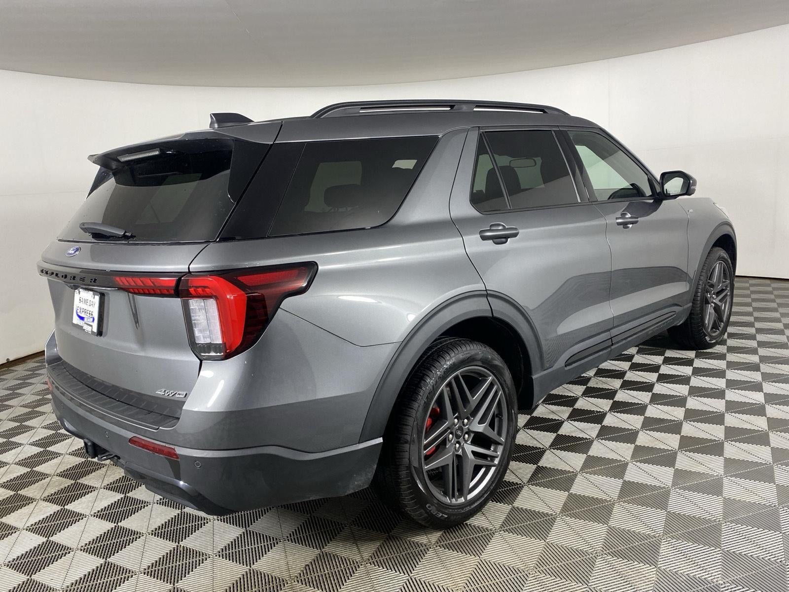 2026 Ford Explorer Base