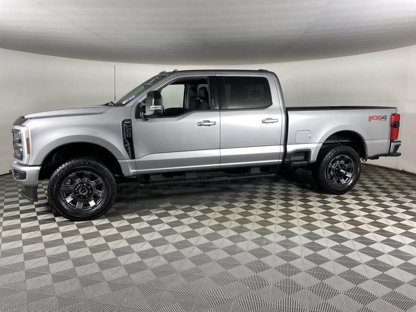 2024 Ford Super Duty F-250 SRW LARIAT