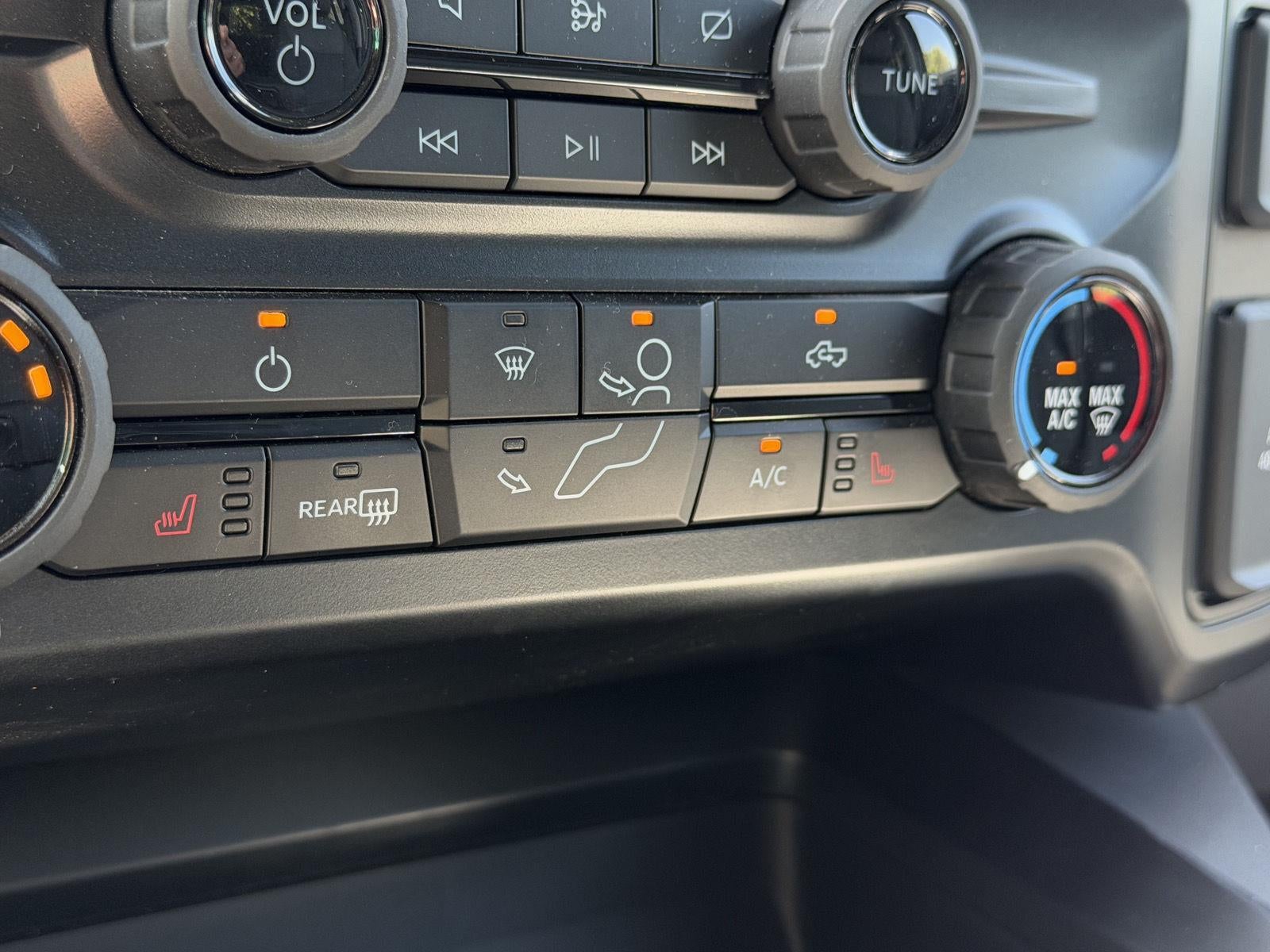 2024 Ford Super Duty F-350 XLT