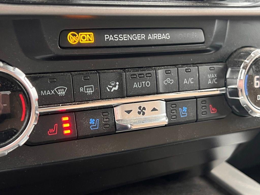 2022 Ford F-350SD Lariat