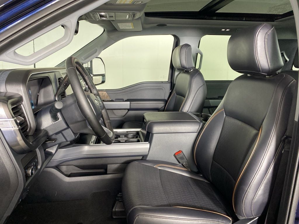 2025 Ford F-350SD Lariat