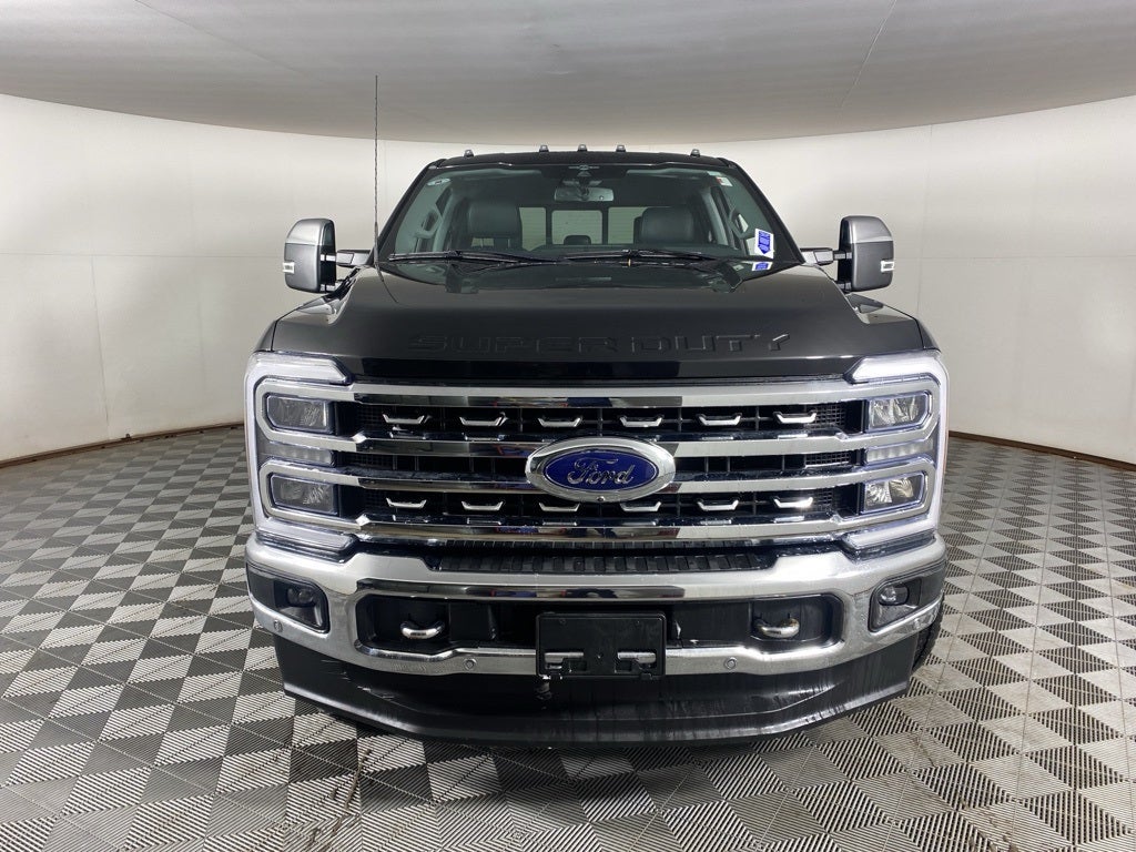 2023 Ford F-350SD Lariat