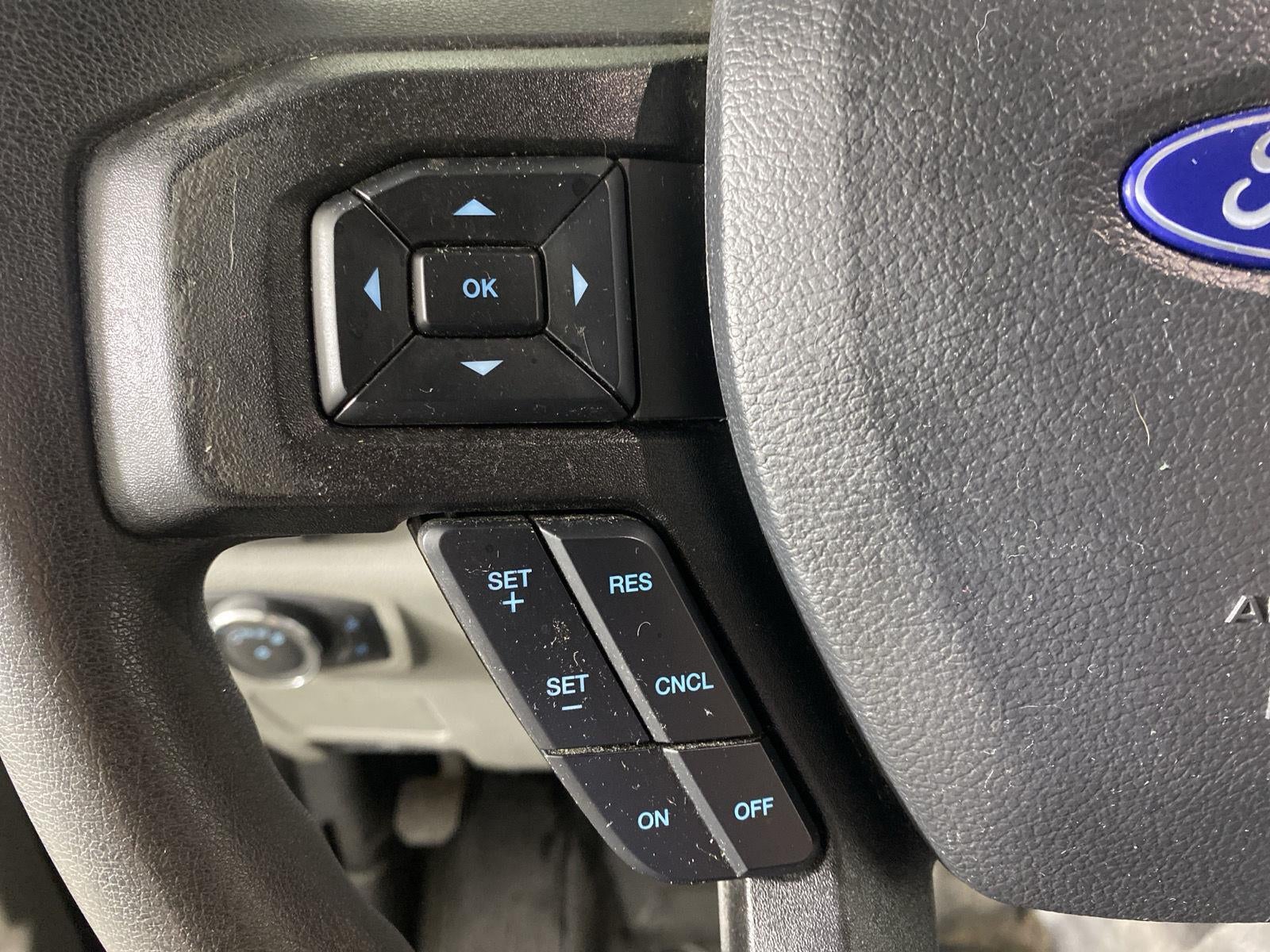 2022 Ford Super Duty F-350 SRW XL