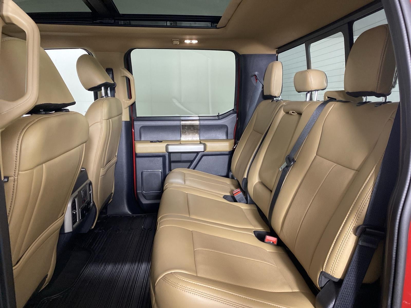 2022 Ford F-350SD Lariat