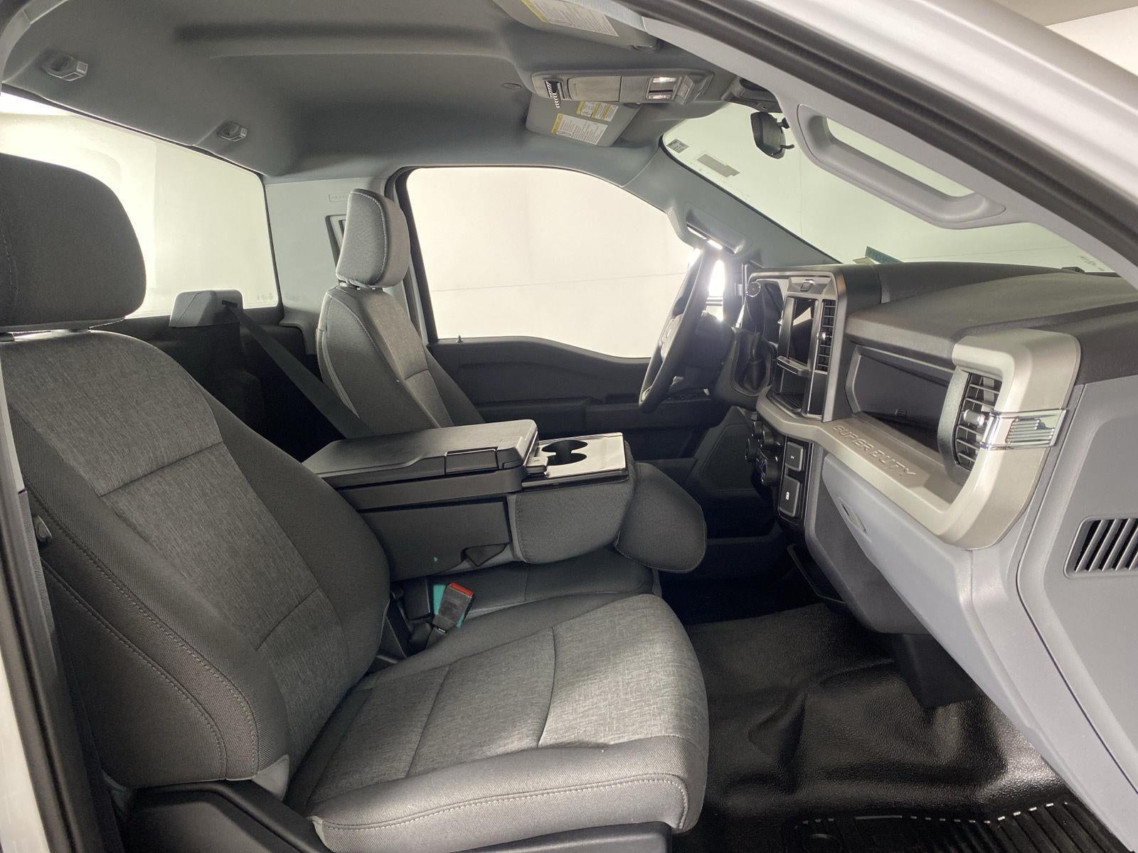 2027 Ford Super Duty F-250 SRW XL