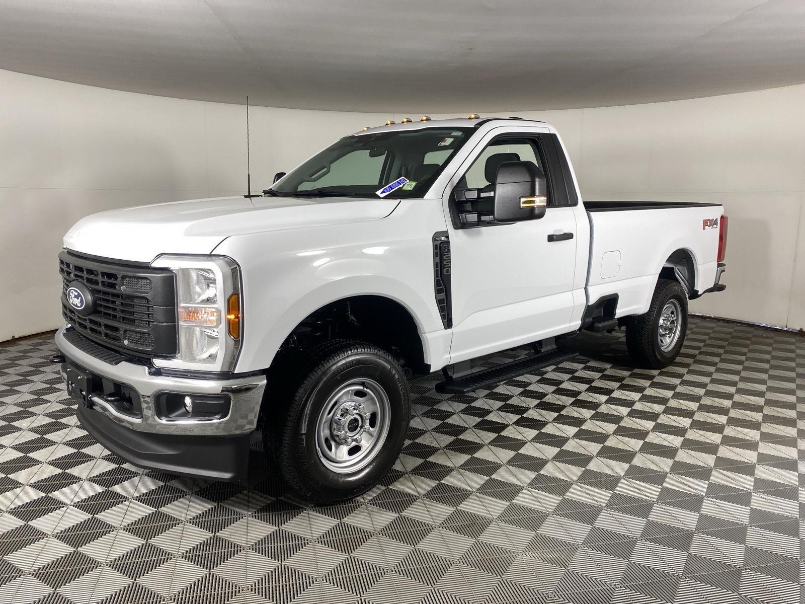 2027 Ford Super Duty F-250 SRW XL