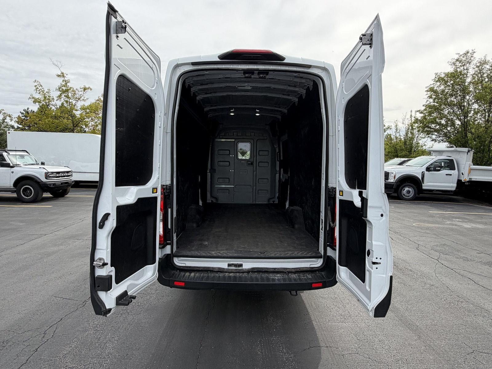 2025 Ford Transit 250