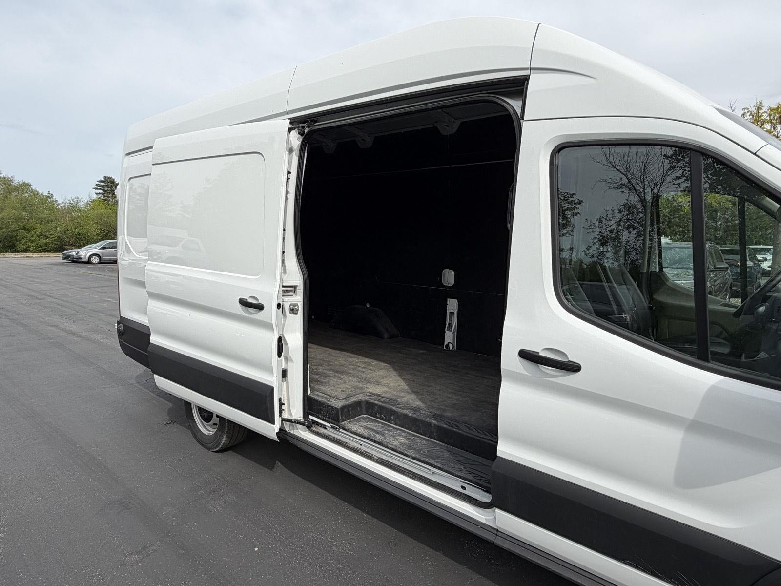 2025 Ford Transit 250