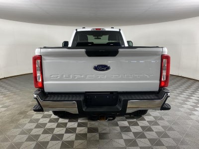 2025 Ford Super Duty F-350 XLT
