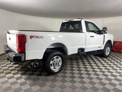 2025 Ford Super Duty F-350 XLT