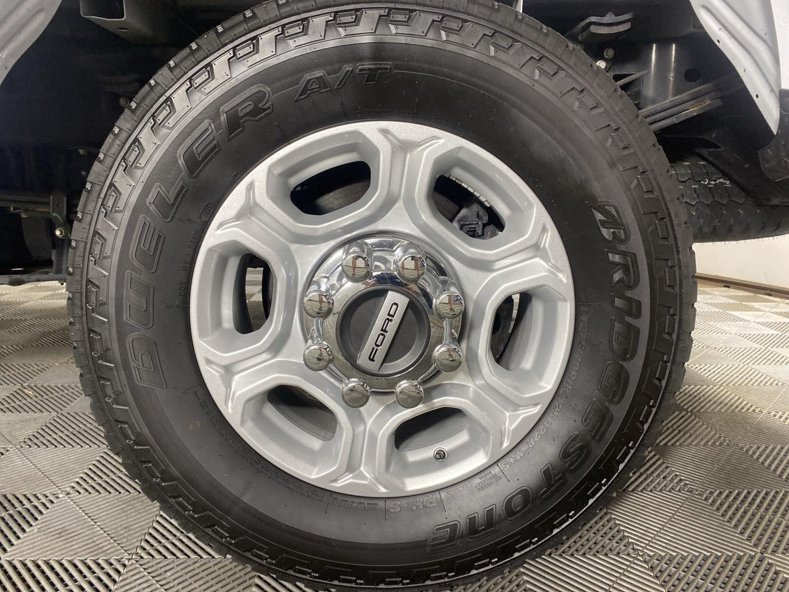 2025 Ford Super Duty F-350 XLT