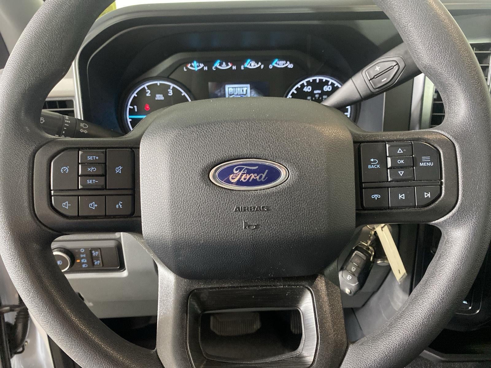 2025 Ford Super Duty F-350 XLT