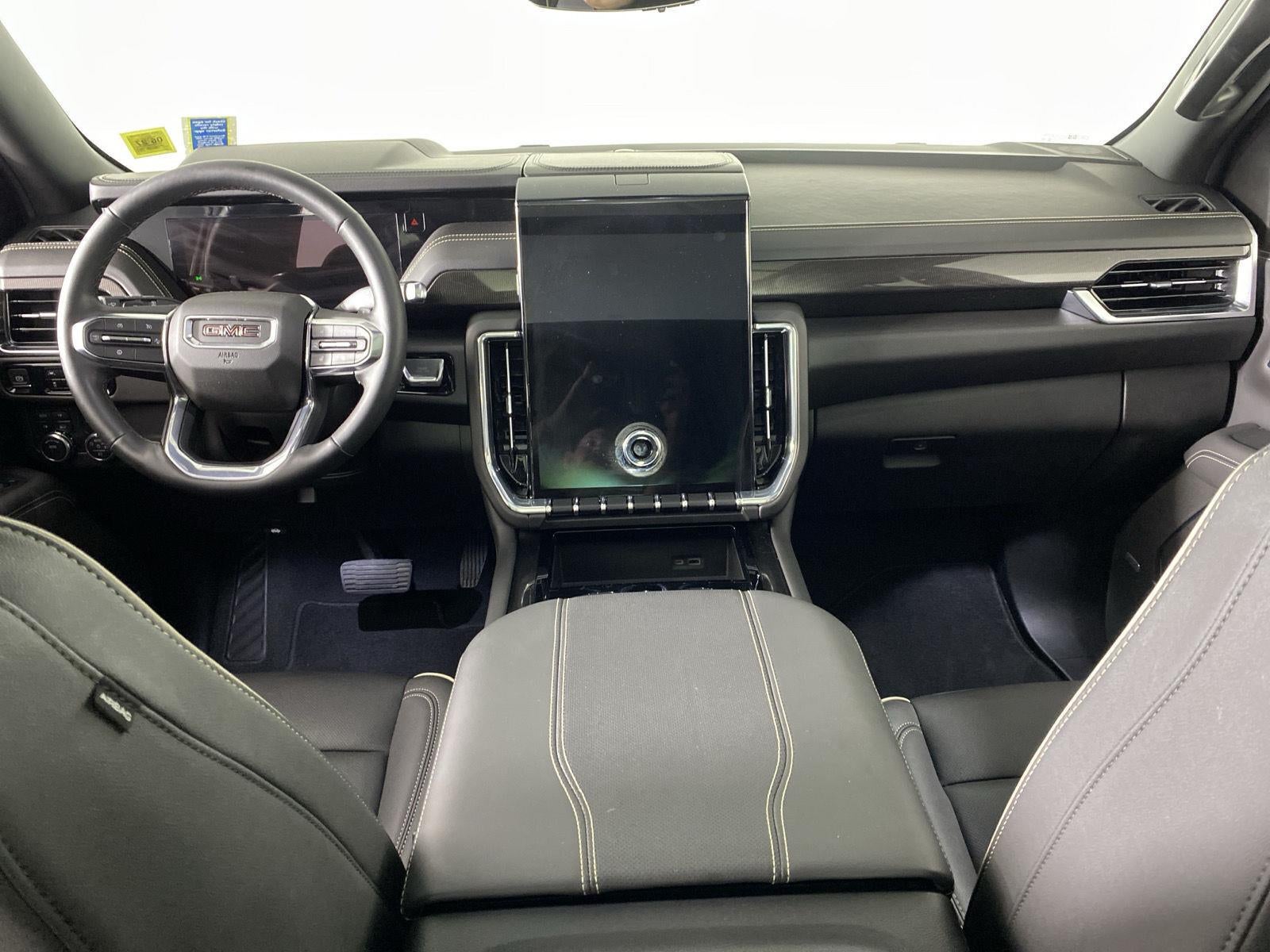 2025 GMC Yukon Elevation