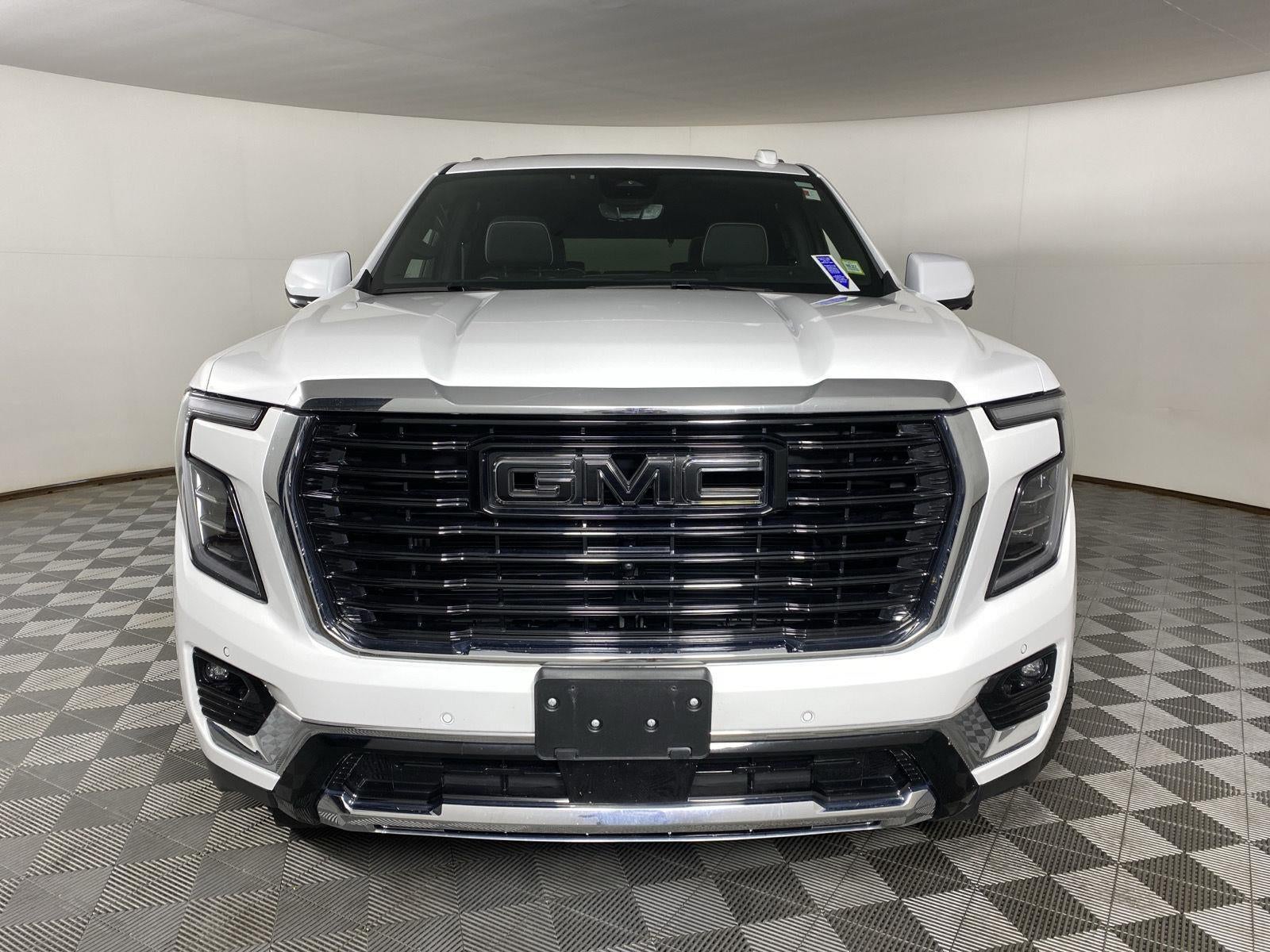 2025 GMC Yukon Elevation