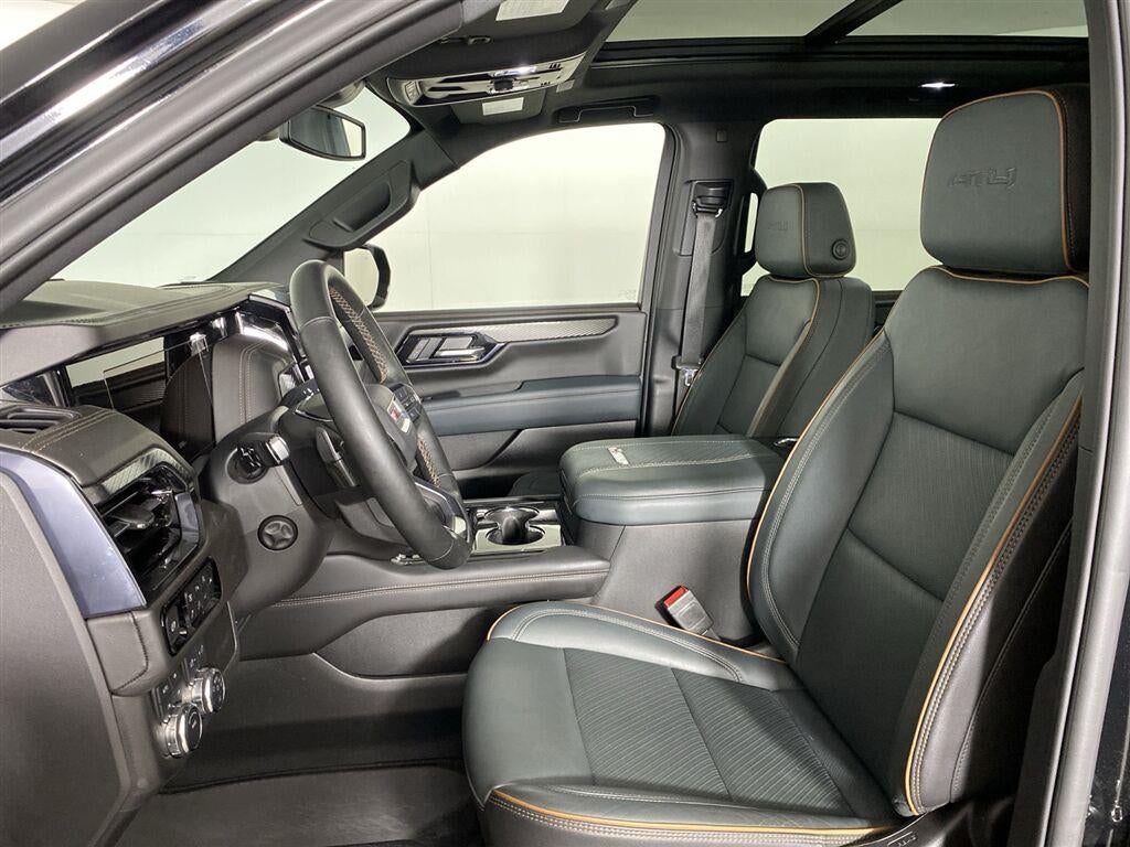 2025 GMC Yukon AT4