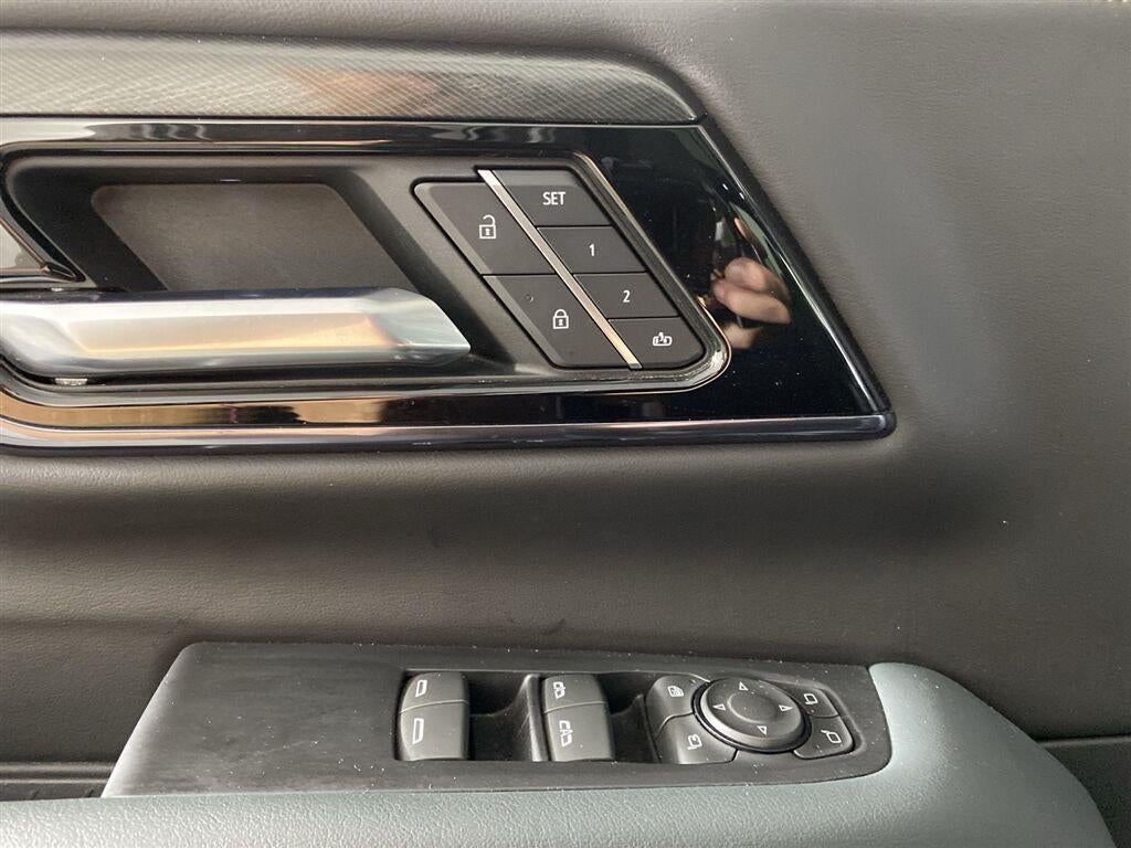 2025 GMC Yukon AT4