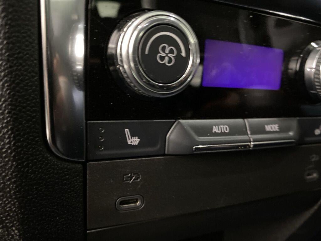 2025 GMC Yukon AT4