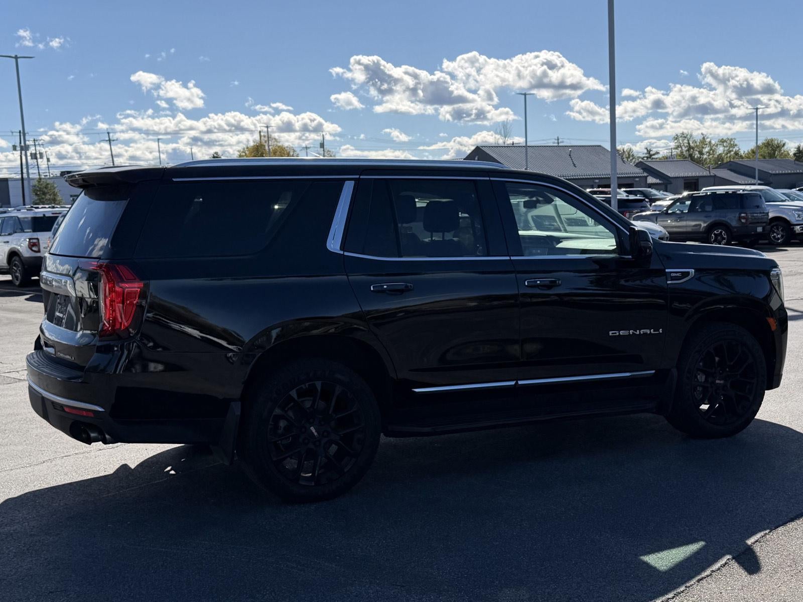 2023 GMC Yukon Denali