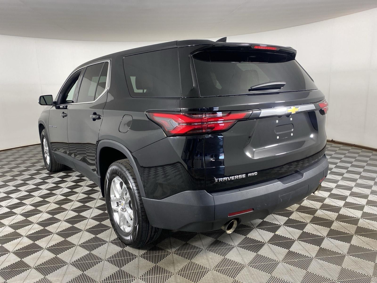2023 Chevrolet Traverse LS