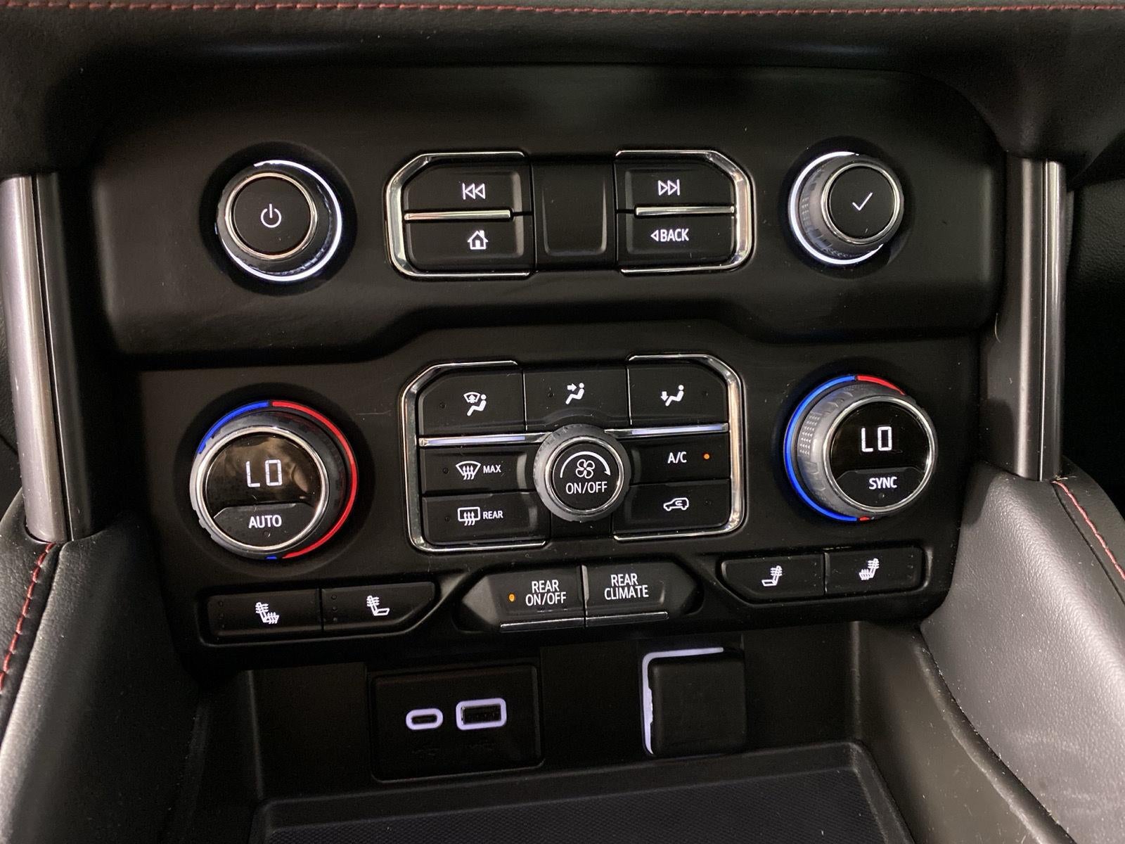 2024 Chevrolet Tahoe RST