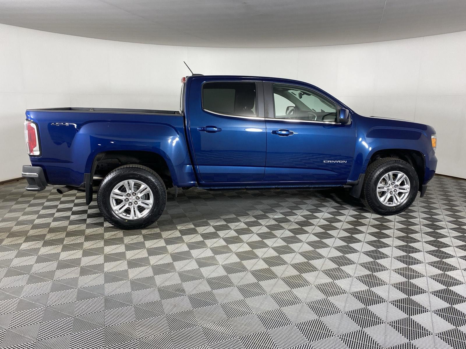 2020 GMC Canyon 4WD SLE