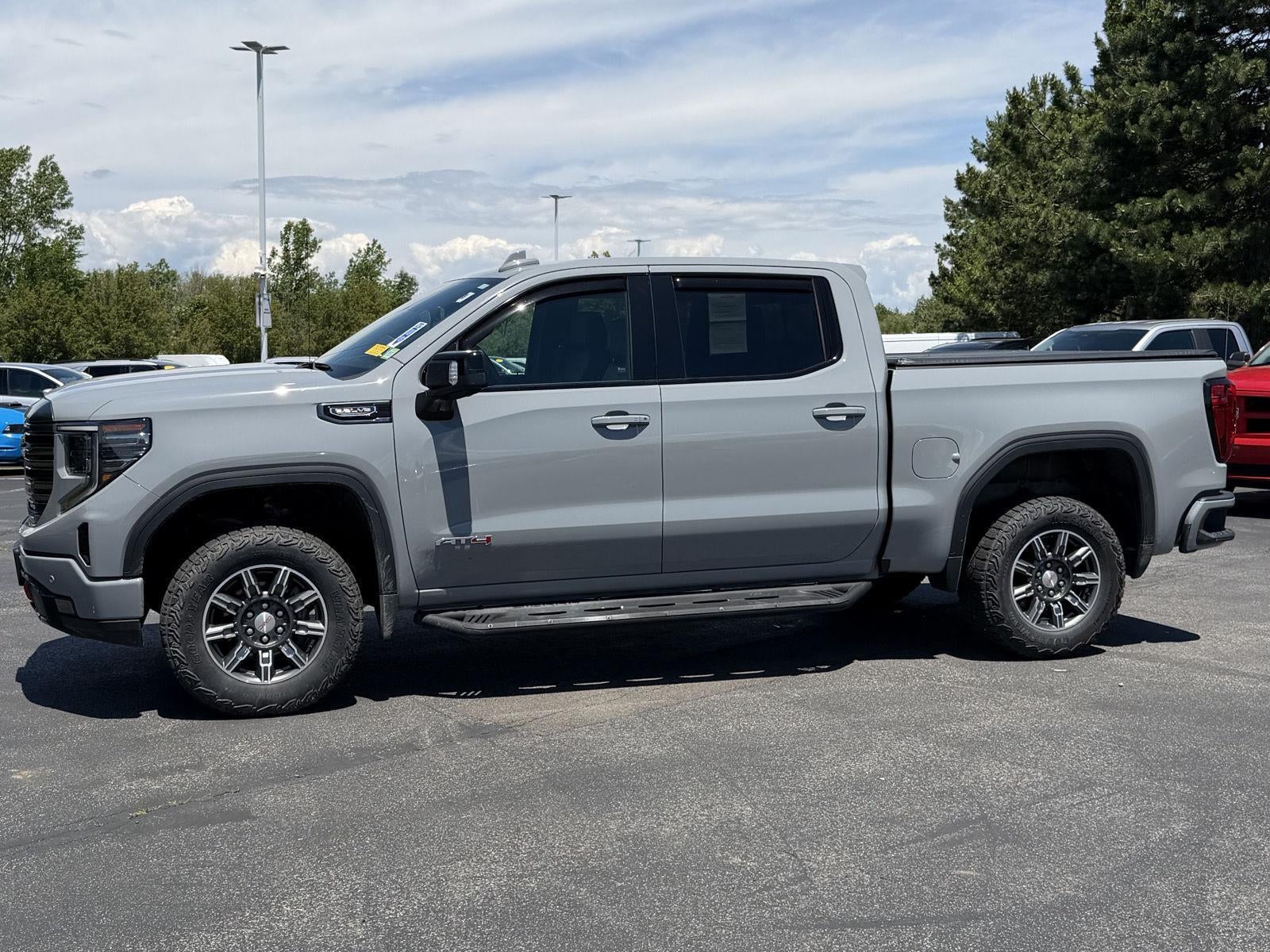 2024 GMC Sierra 1500 AT4