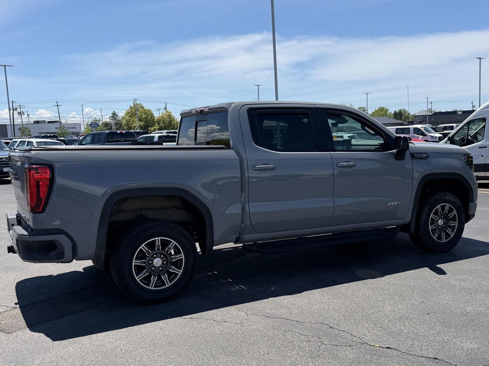2024 GMC Sierra 1500 AT4