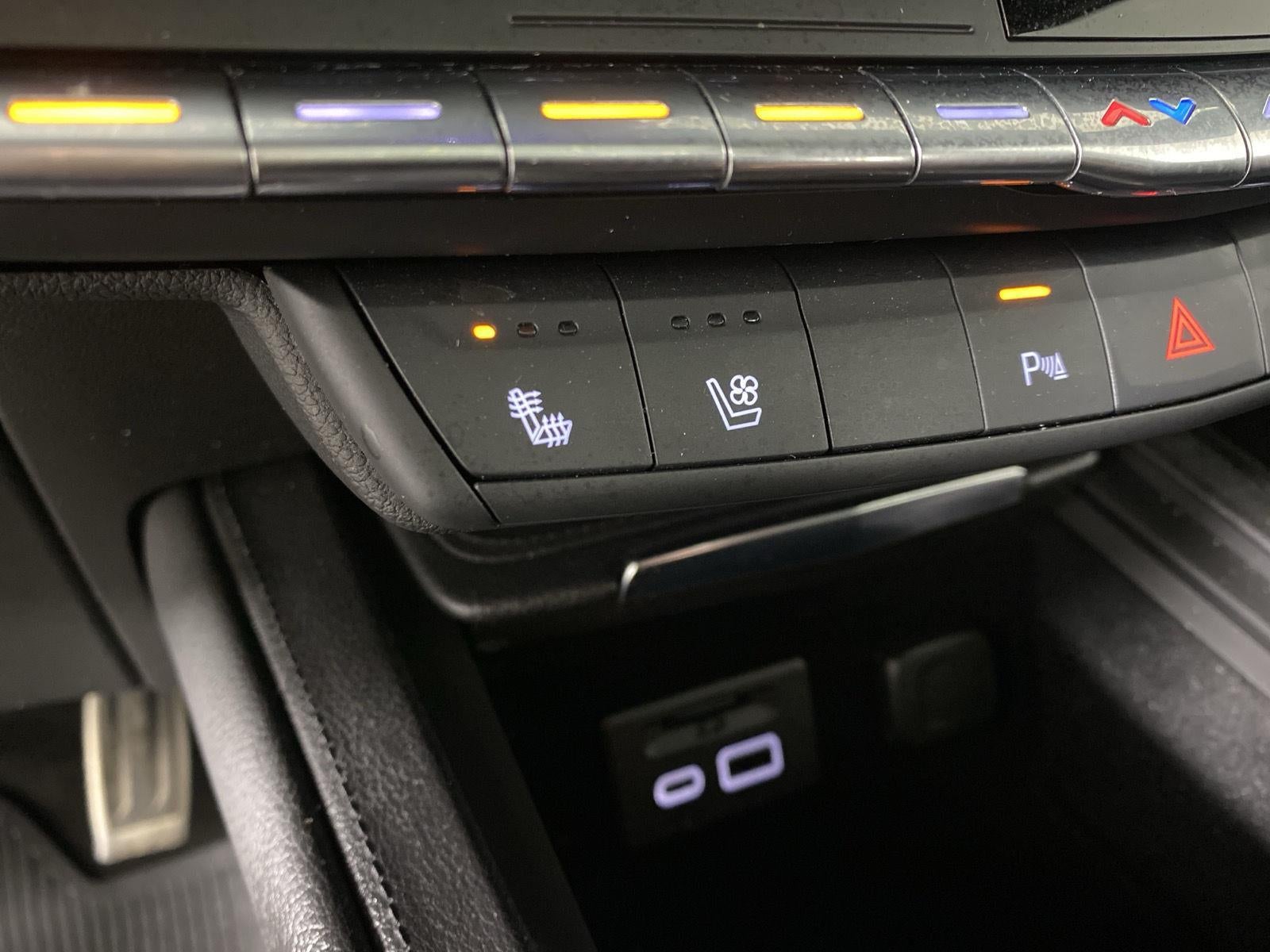 2021 Cadillac XT4 AWD Sport