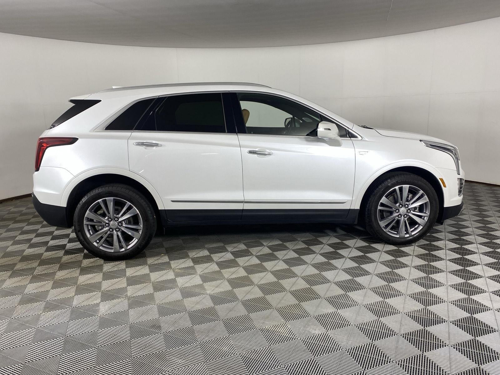 2025 Cadillac XT5 AWD Premium Luxury