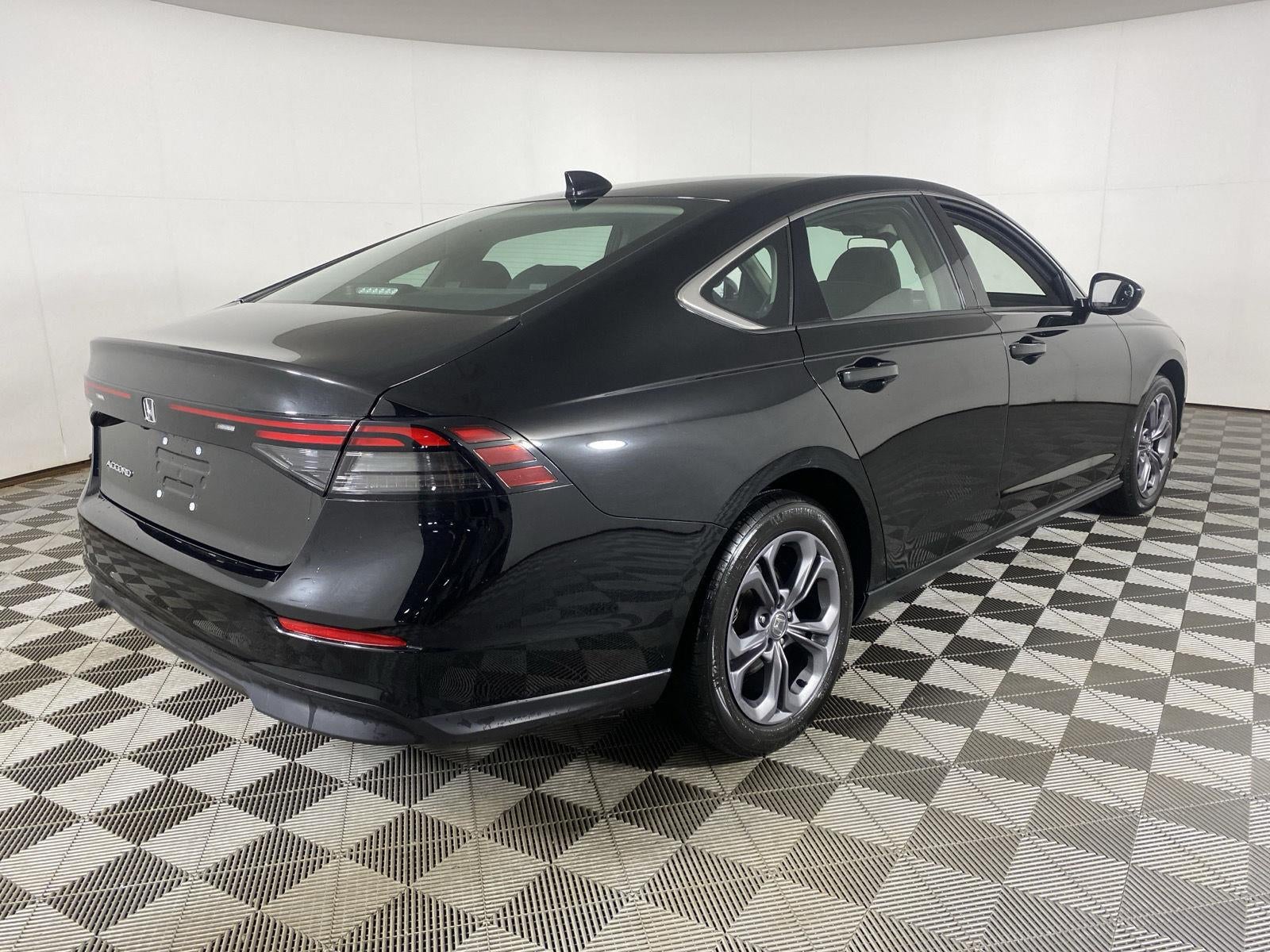 2023 Honda Accord Sedan EX