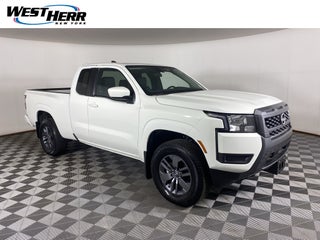 2025 Nissan Frontier SV