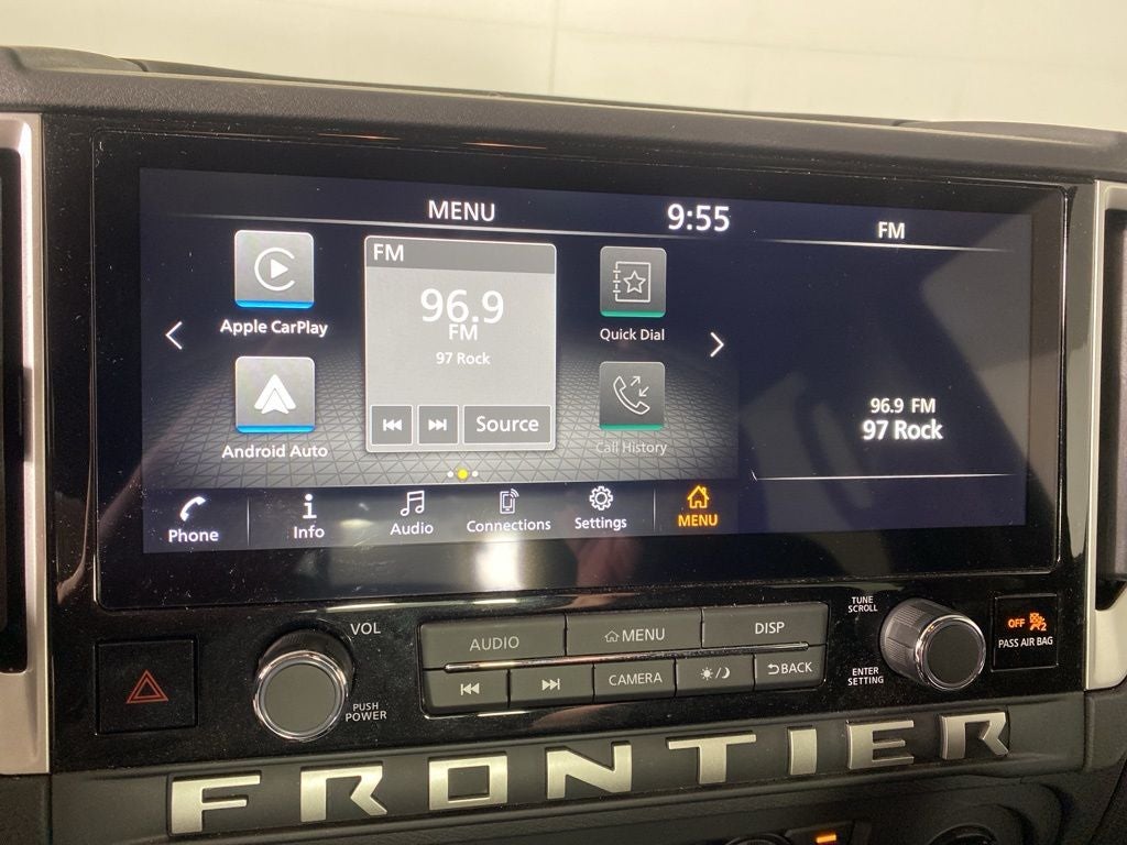 2025 Nissan Frontier SV