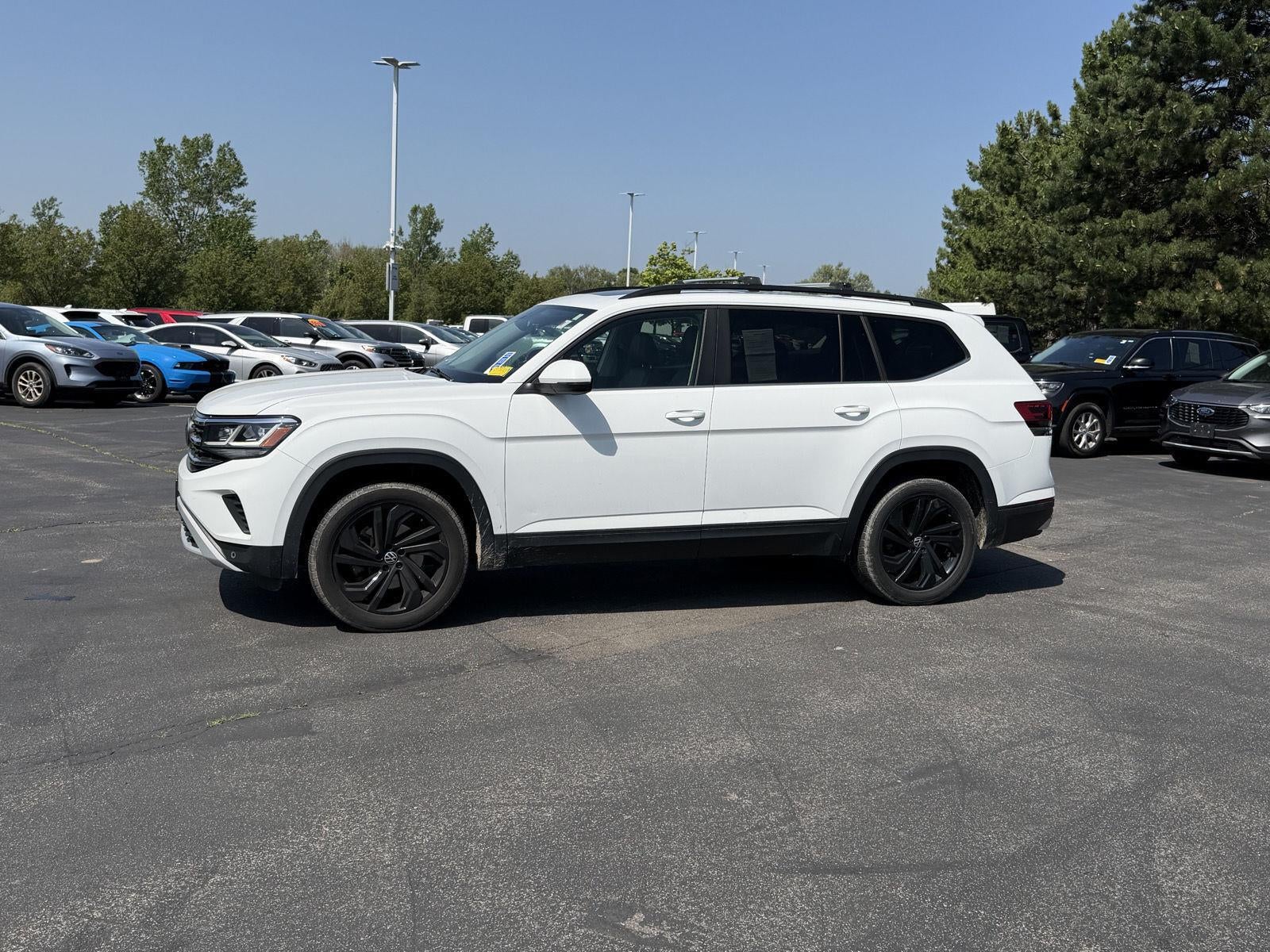 2022 Volkswagen Atlas Base