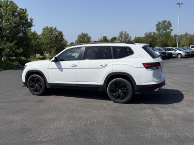 2022 Volkswagen Atlas Base