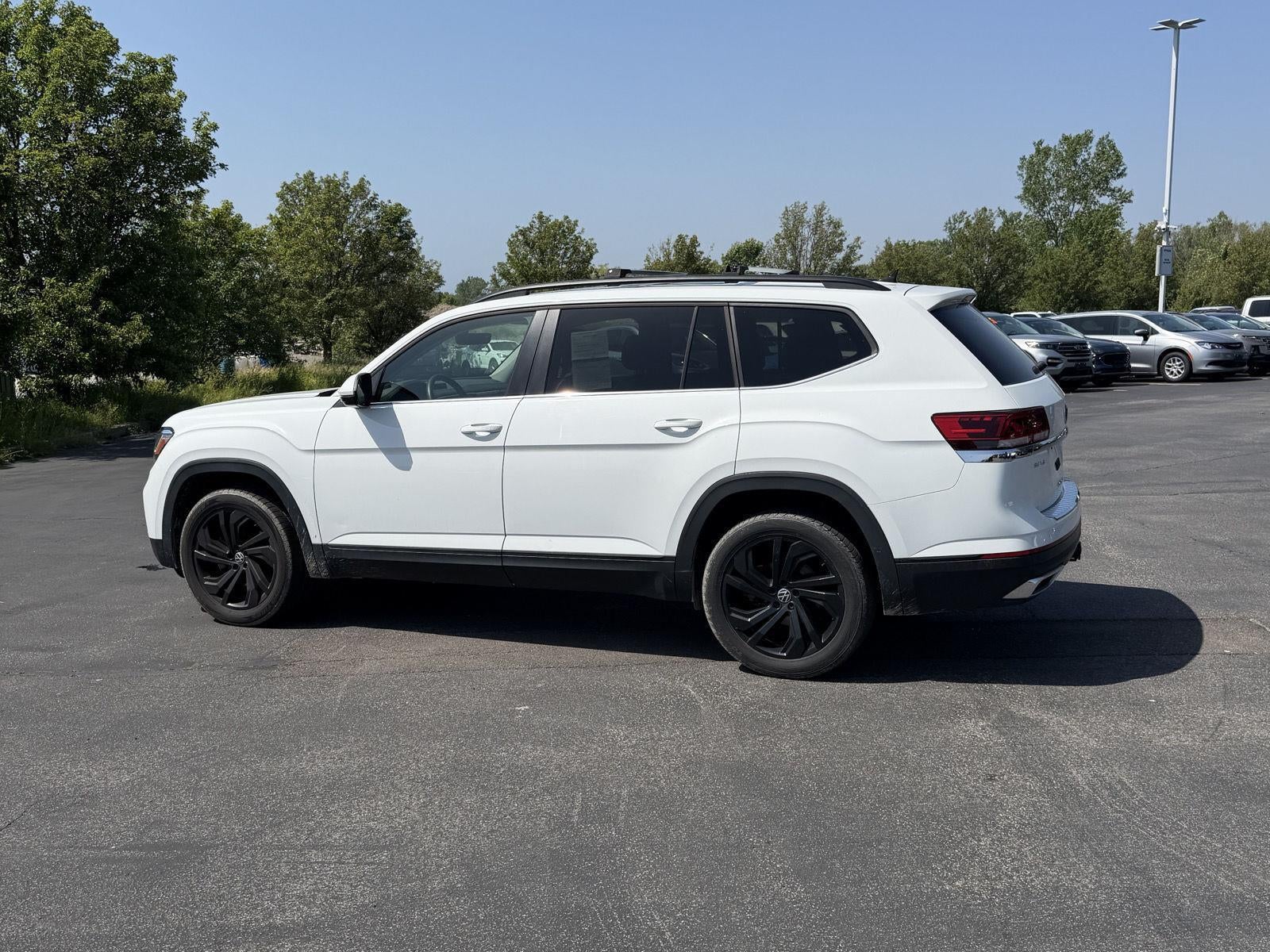 2022 Volkswagen Atlas Base