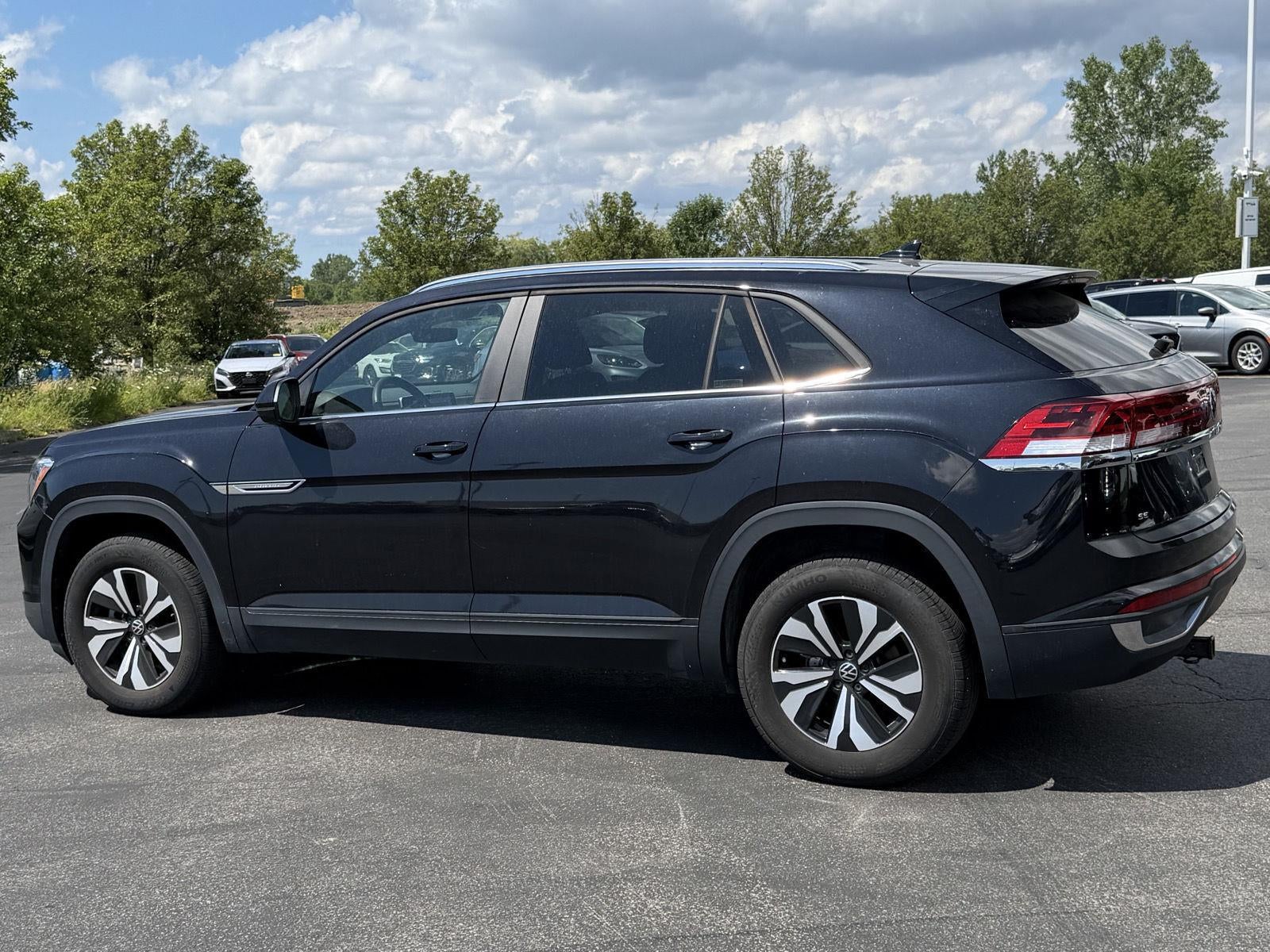 2024 Volkswagen Atlas Cross Sport 2.0T SE