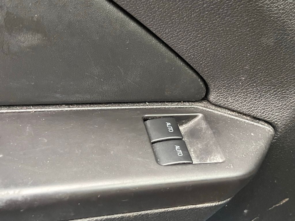 2011 Ford Mustang V6