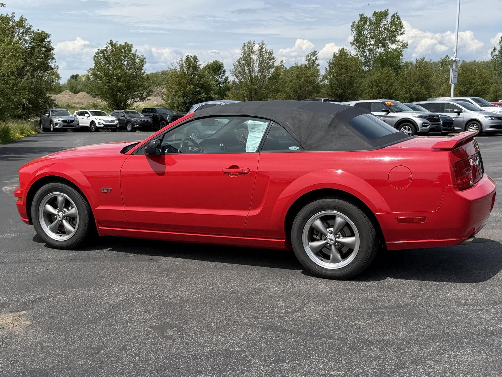 2006 Ford Mustang GT Deluxe