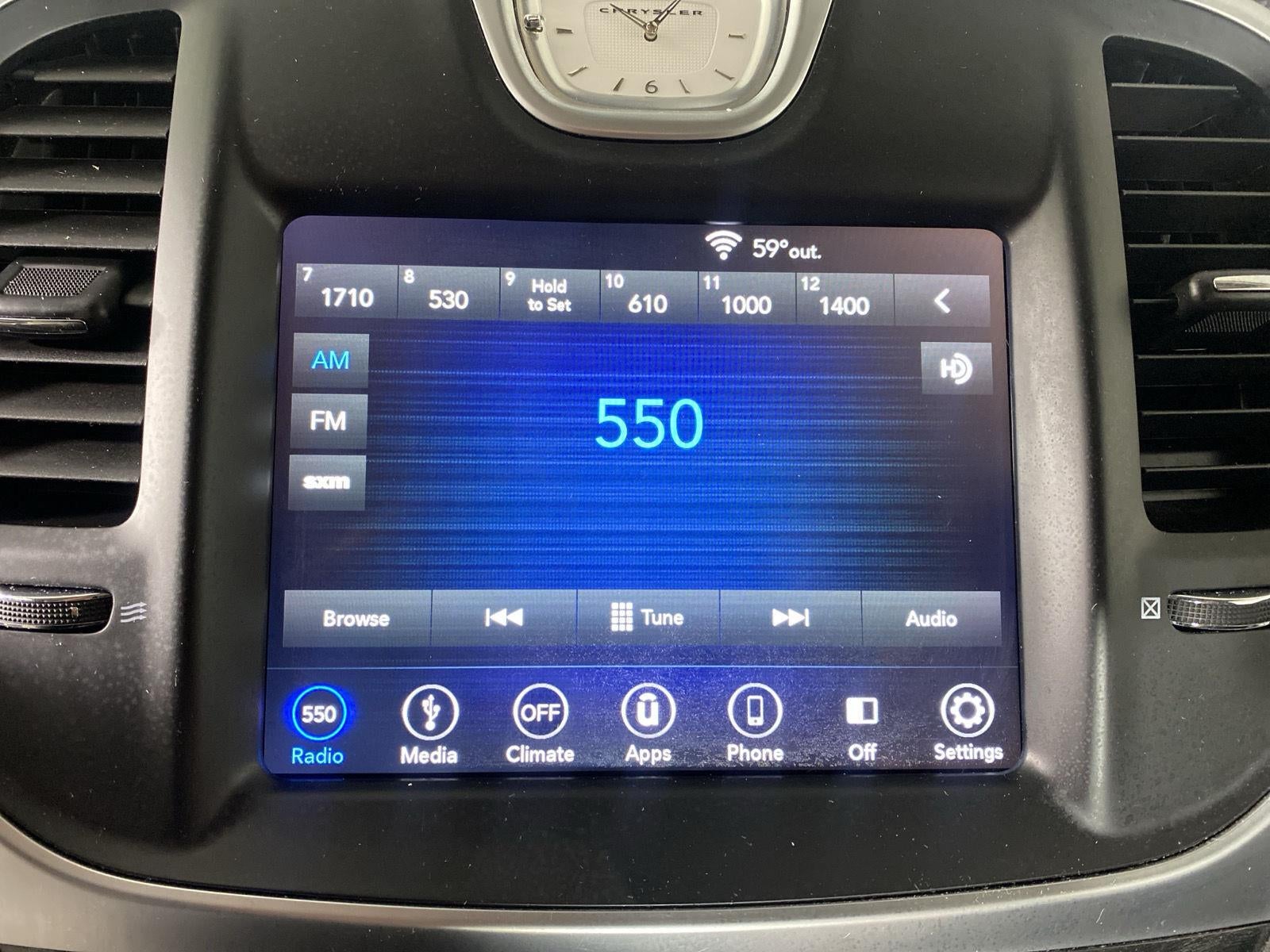 2019 Chrysler 300 Touring